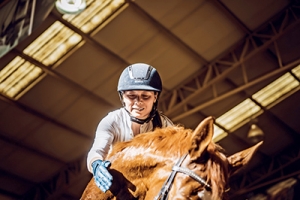 劉麗娜：以樂觀、堅(jiān)強(qiáng)，開啟人生的新篇章