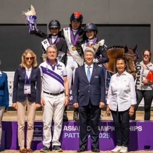 破紀(jì)錄三連冠，中國(guó)騎手閃耀亞錦賽賽場(chǎng)！